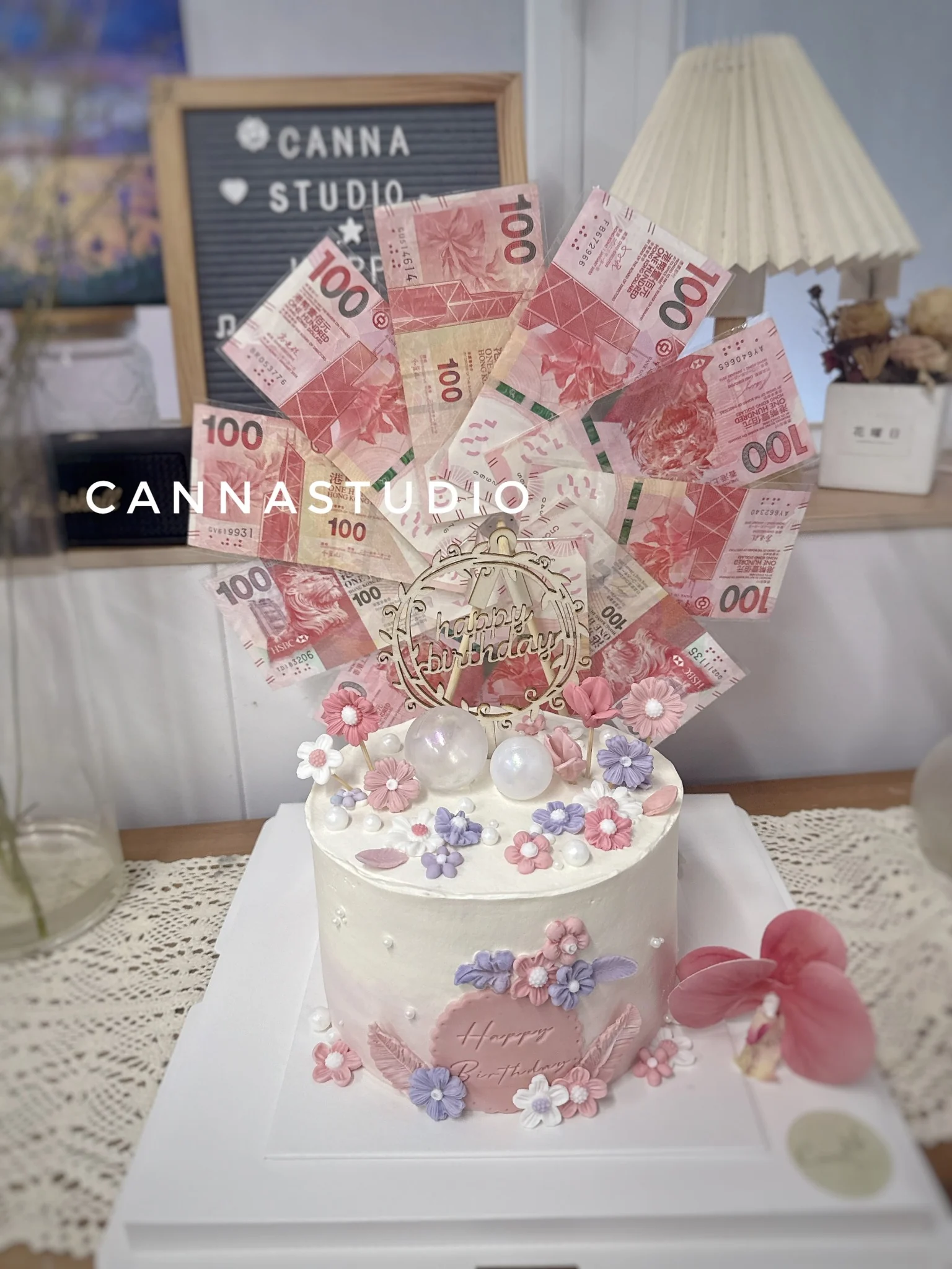 現金花束與花藝生日蛋糕